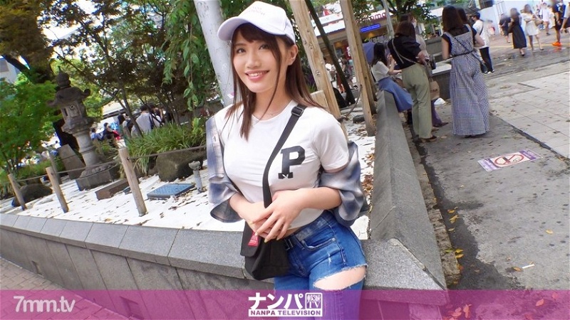 GANA-2558 “什麼？你想長矛嗎？大聲笑] 撿到一個漂亮的澀谷女孩！它看起來很結實，實際上是 de M！   大量的小便讓你覺得你在撞你的臀部，讓你的床滿了！混亂太色情了！ !!認真的南帕，第一槍。 1690